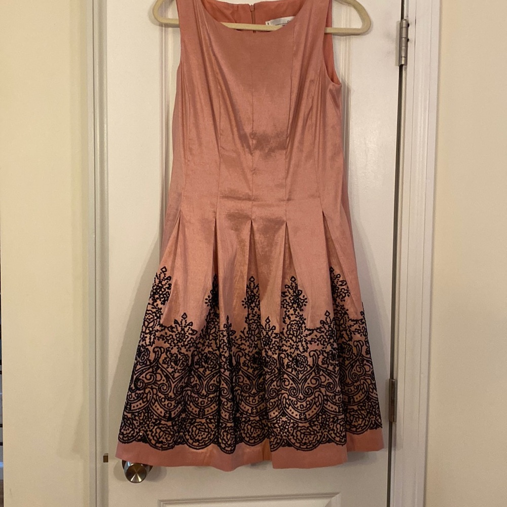 Chet’s B. Size 6. Dusty Rose Beaded Taffetta Dress